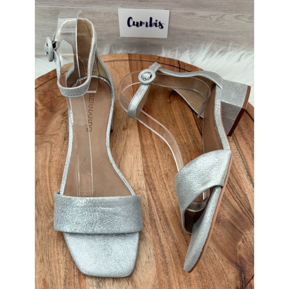 Bernardo® Jalena Women's Low Heel Sandals Sz 7.5M Silver Metallic Suede - Picture 1 of 16